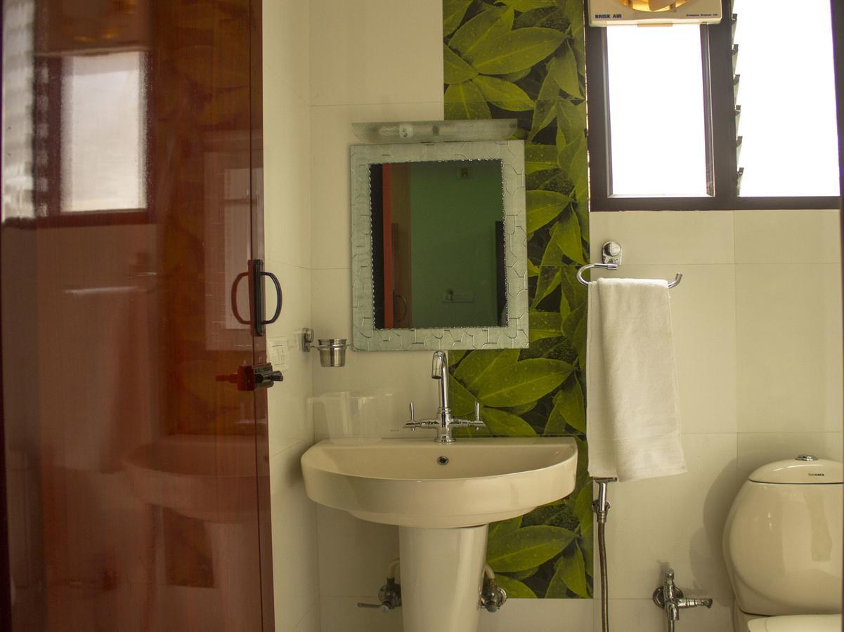 Hotel Oyo 3217 Kurinji Residency à Ooty Extérieur photo
