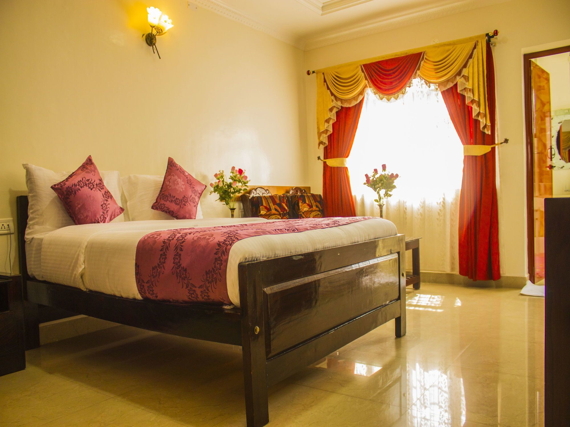 Hotel Oyo 3217 Kurinji Residency à Ooty Extérieur photo
