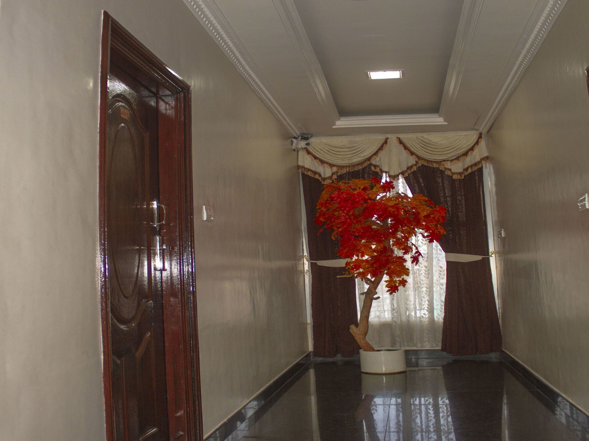 Hotel Oyo 3217 Kurinji Residency à Ooty Extérieur photo